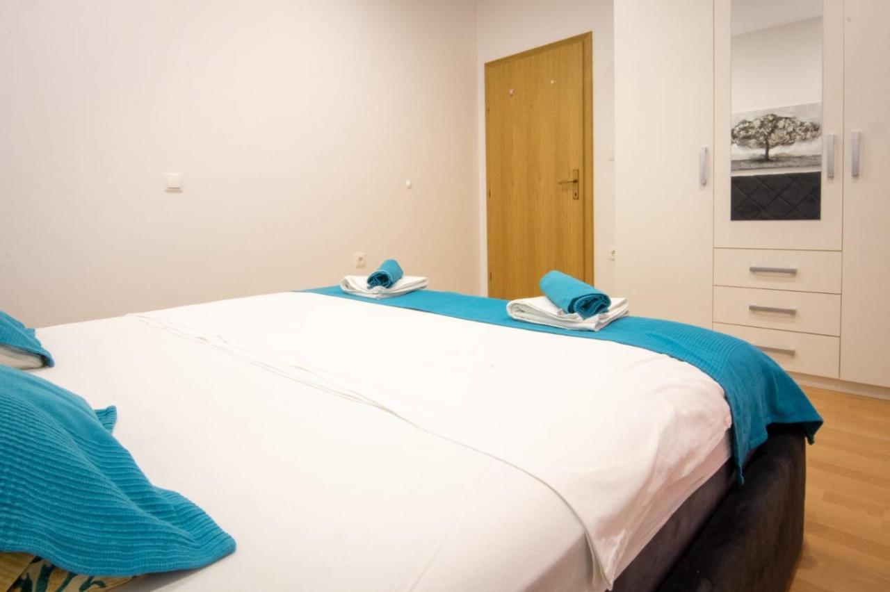 Apartment Cvita Free Beach Parking มาคาร์สกา ภายนอก รูปภาพ
