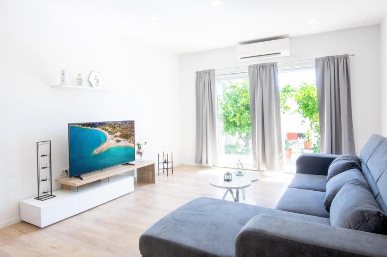 Apartment Cvita Free Beach Parking มาคาร์สกา ภายนอก รูปภาพ