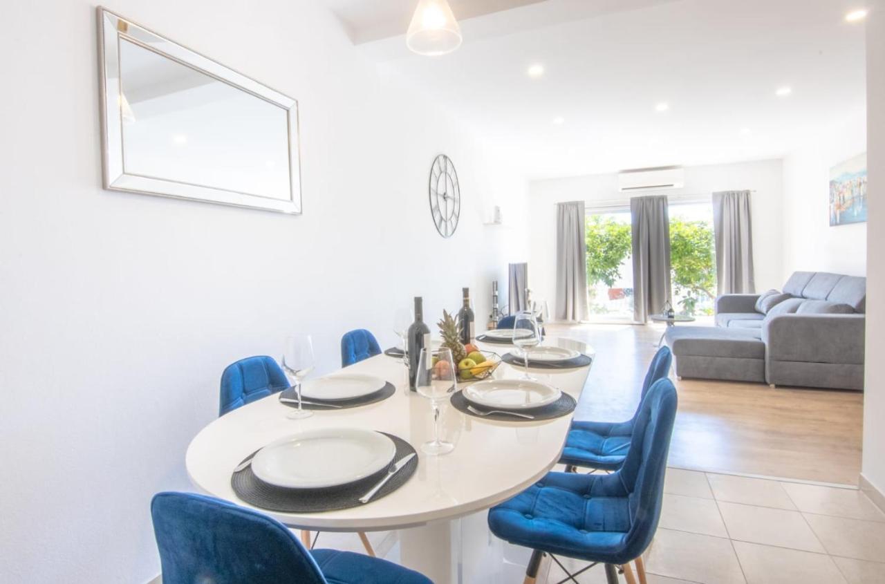 Apartment Cvita Free Beach Parking มาคาร์สกา ภายนอก รูปภาพ